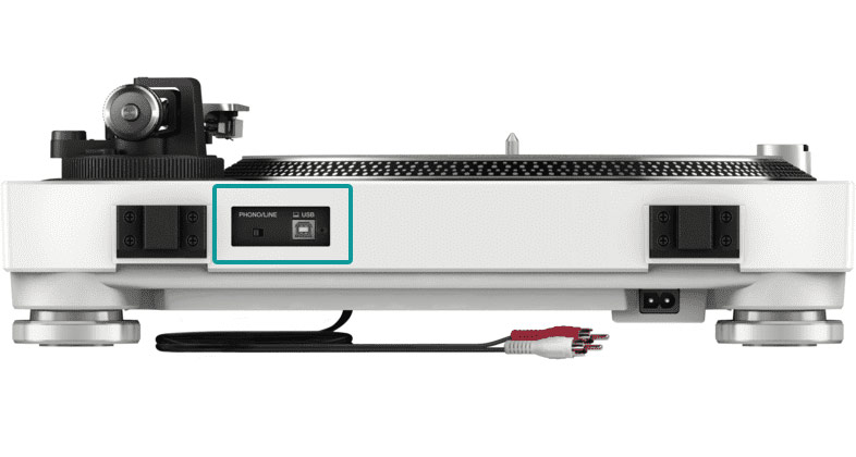 Turntable with build-in pre-amp to sample vinyl